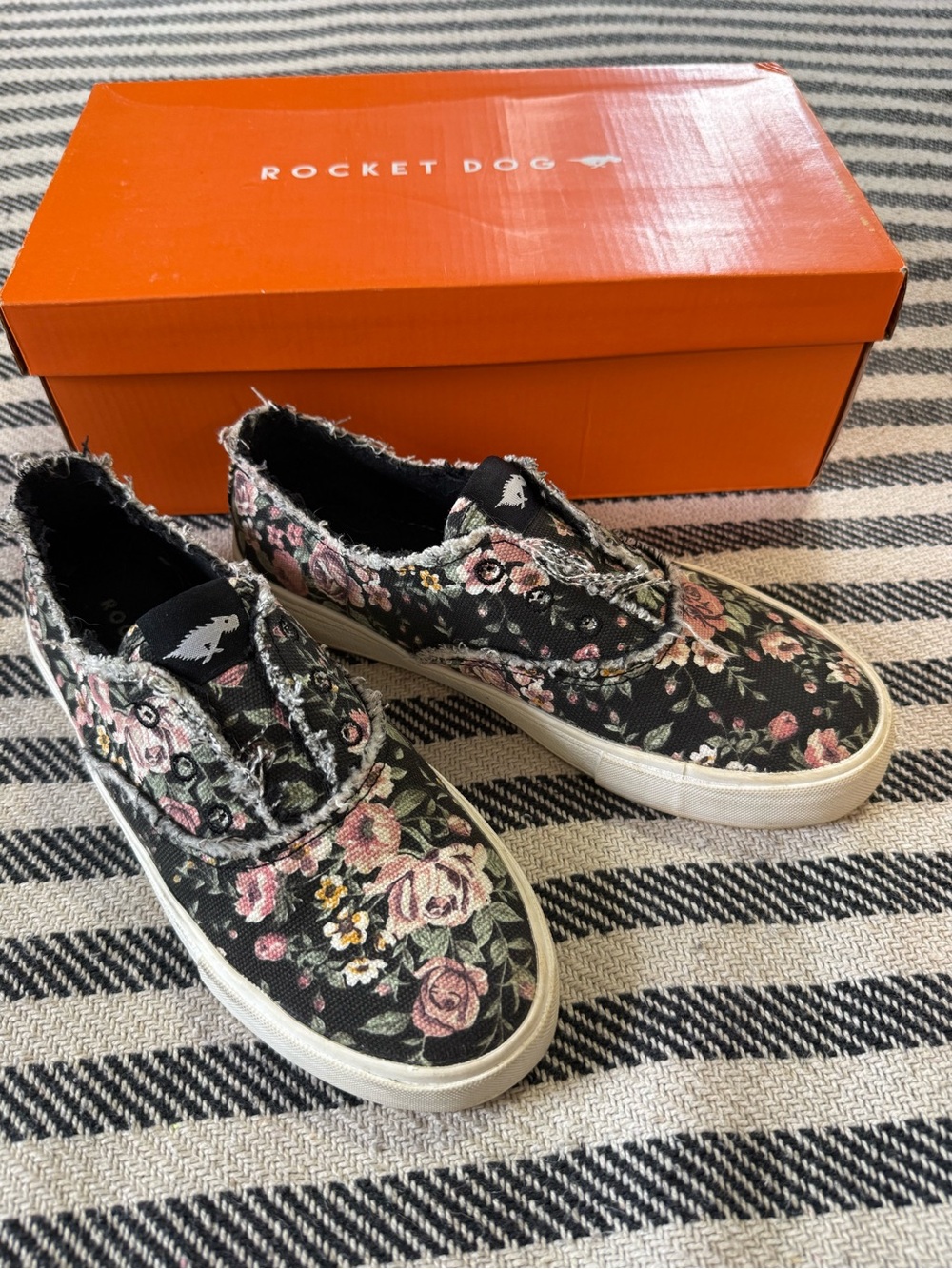 Rocket Dog Black Floral Slip-On Sneakers with Pink and Green Accents